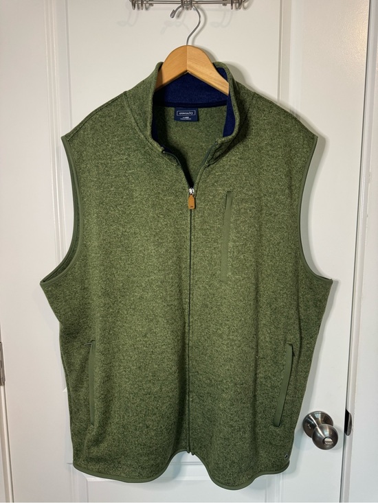 crown & ivy Other - Crown & Ivy Olive Green Men's Zip-Front Fleece Vest